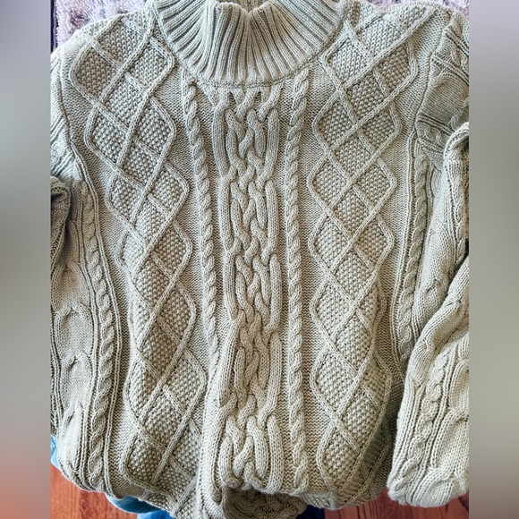 Jeanne Pierre Cable Women’s Sweater - Picture 4 of 8